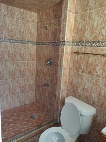 5911 Barbados Way E, West Palm Beach, FL 33407