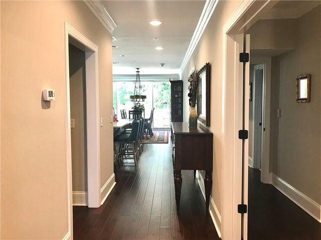 111 Gascoigne Ave 204, St Simons Island, GA 31522