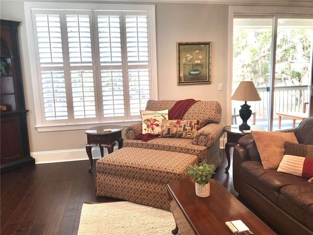 111 Gascoigne Ave 204, St Simons Island, GA 31522