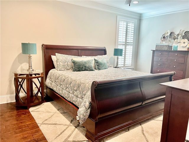 111 Gascoigne Ave 204, St Simons Island, GA 31522