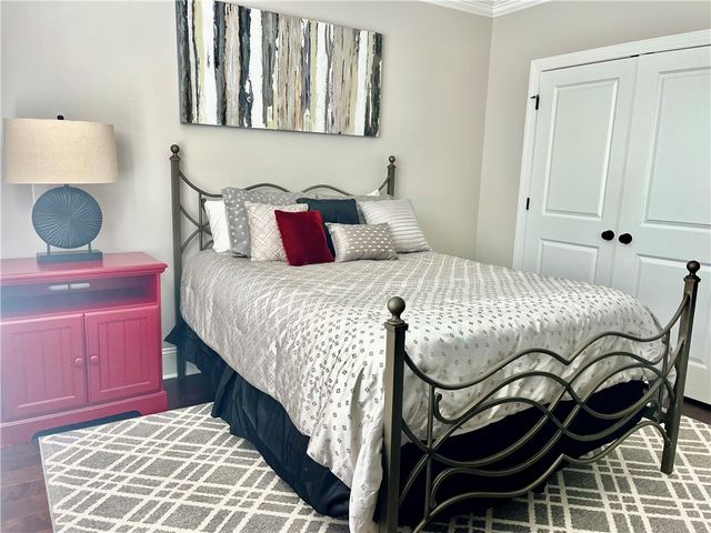 111 Gascoigne Ave 204, St Simons Island, GA 31522