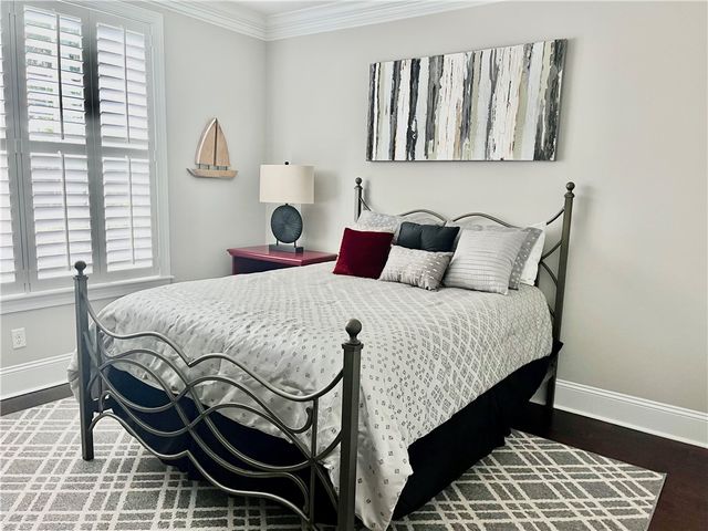 111 Gascoigne Ave 204, St Simons Island, GA 31522