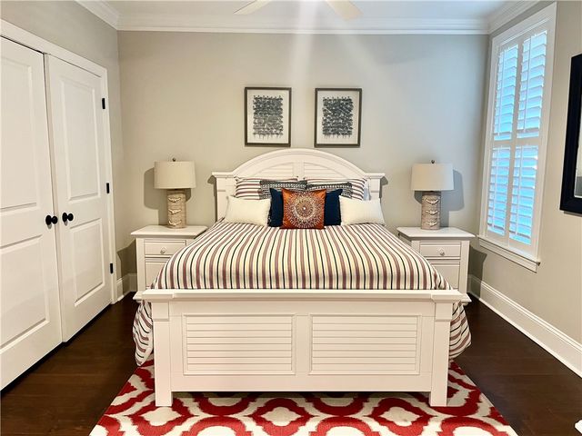 111 Gascoigne Ave 204, St Simons Island, GA 31522