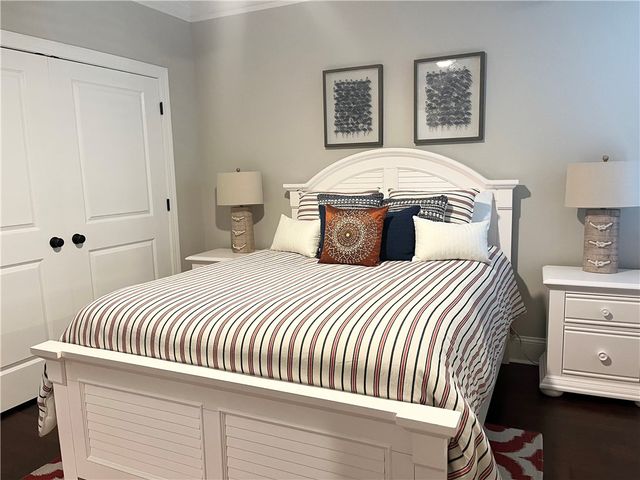 111 Gascoigne Ave 204, St Simons Island, GA 31522