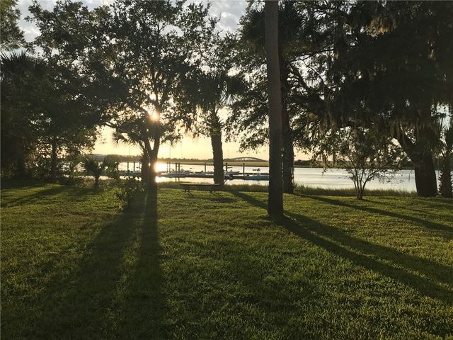 111 Gascoigne Ave 204, St Simons Island, GA 31522