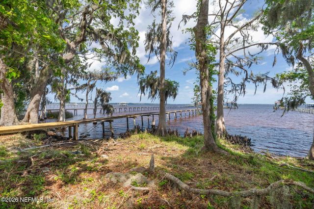 4841 RAGGEDY POINT Road, Fleming Island, FL 32003