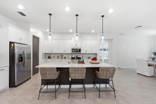 19230 Rolling Acres Road, Loxahatchee, FL 33470