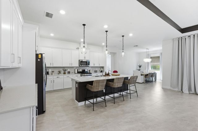 19230 Rolling Acres Road, Loxahatchee, FL 33470