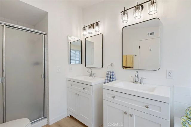 20737 Roscoe Boulevard 703, Winnetka, CA 91306