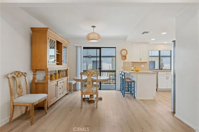 20737 Roscoe Boulevard 703, Winnetka, CA 91306