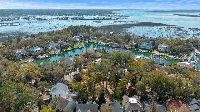 44 Sparwheel Ln, Hilton Head Island, SC 29926
