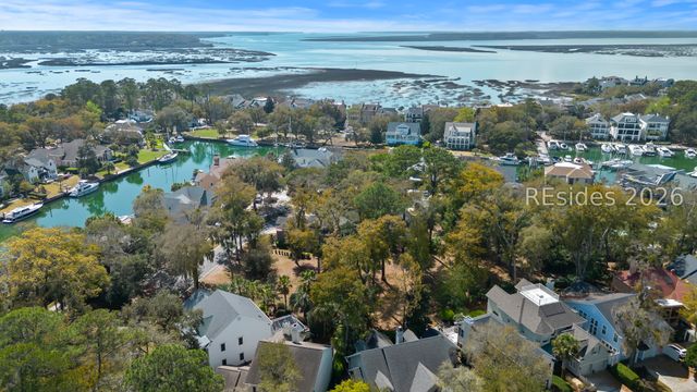 44 Sparwheel Ln, Hilton Head Island, SC 29926