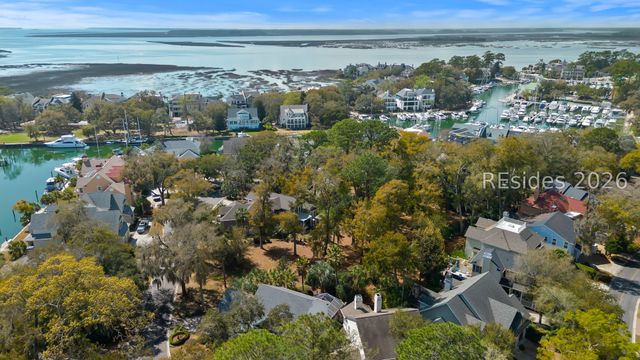 44 Sparwheel Ln, Hilton Head Island, SC 29926
