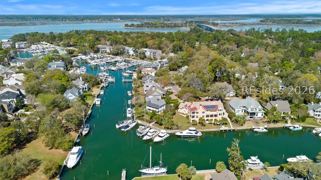 44 Sparwheel Ln, Hilton Head Island, SC 29926