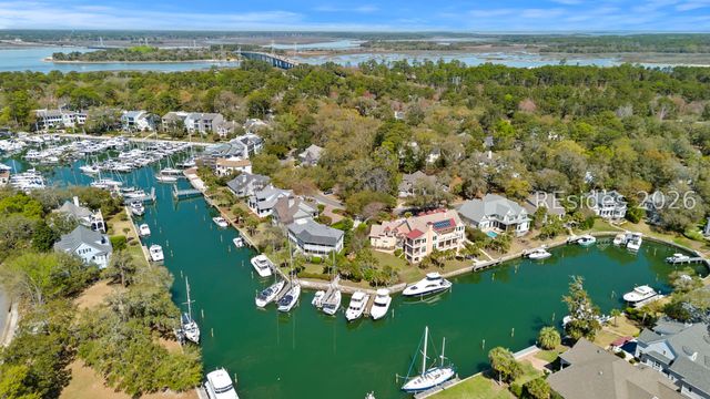 44 Sparwheel Ln, Hilton Head Island, SC 29926