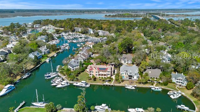 44 Sparwheel Ln, Hilton Head Island, SC 29926