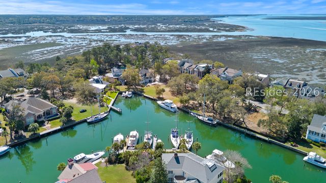 44 Sparwheel Ln, Hilton Head Island, SC 29926