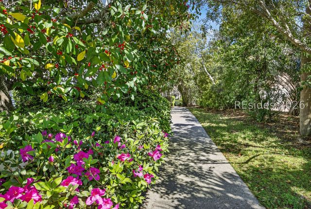 44 Sparwheel Ln, Hilton Head Island, SC 29926