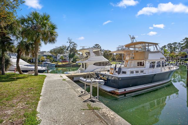 44 Sparwheel Ln, Hilton Head Island, SC 29926