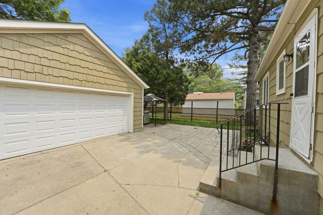 226 Fallis Road, Columbus, OH 43214