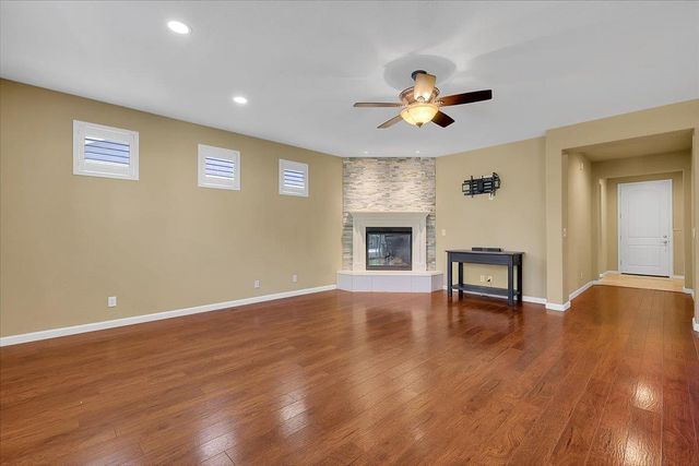 1243 Santa Barbara, Yuba City, CA 95991