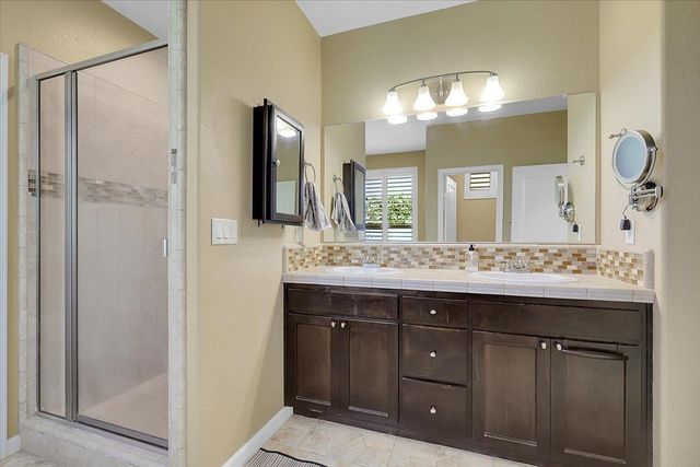 1243 Santa Barbara, Yuba City, CA 95991