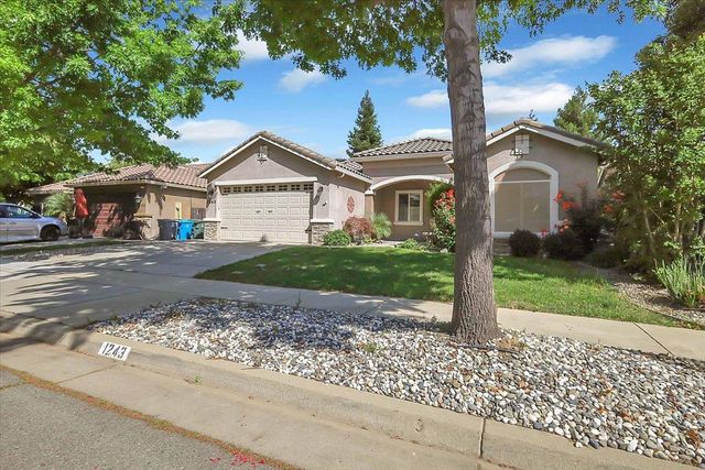 1243 Santa Barbara, Yuba City, CA 95991