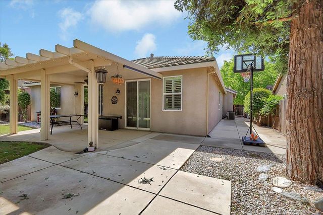 1243 Santa Barbara, Yuba City, CA 95991