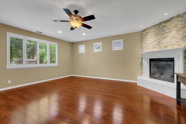 1243 Santa Barbara, Yuba City, CA 95991