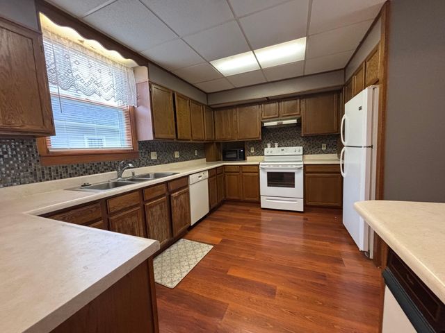 219 S 9th Street, Montevideo, MN 56265