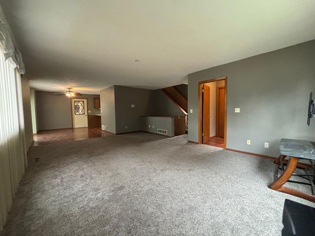 219 S 9th Street, Montevideo, MN 56265