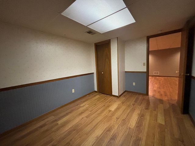 219 S 9th Street, Montevideo, MN 56265