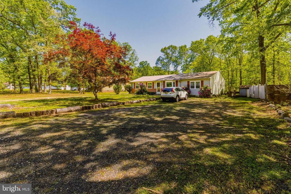 1621 SUNSET AVE, Williamstown, NJ 08094
