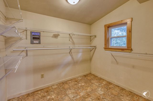 10 Lawrence Way, Wilmington, NY 12997