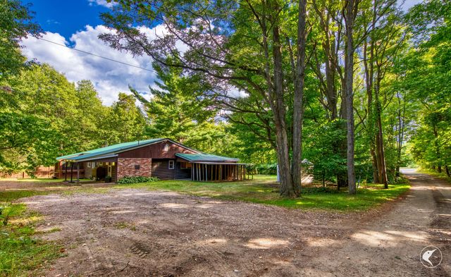 10 Lawrence Way, Wilmington, NY 12997