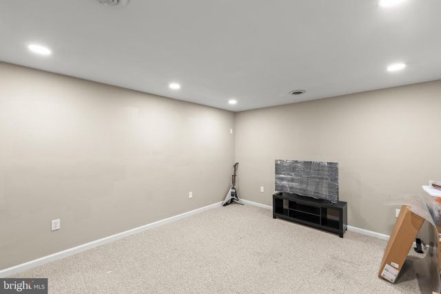 106 PLANTATION DR, Winchester, VA 22602
