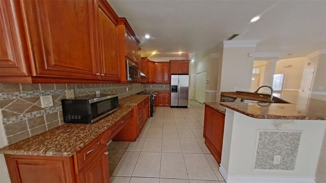 610 BRIGHTON DRIVE, Davenport, FL 33897