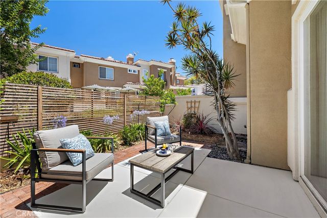 80 Via Vicini, Rancho Santa Margarita, CA 92688