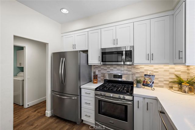80 Via Vicini, Rancho Santa Margarita, CA 92688