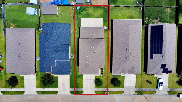 15439 Cipres Verde Street, Channelview, TX 77530