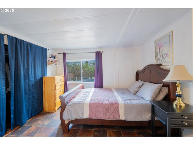 1450 WESTSIDE Hwy 36, Kelso, WA 98626