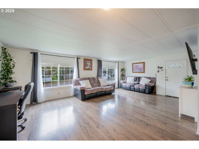 1450 WESTSIDE Hwy 36, Kelso, WA 98626