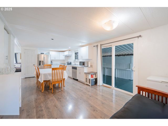 1450 WESTSIDE Hwy 36, Kelso, WA 98626