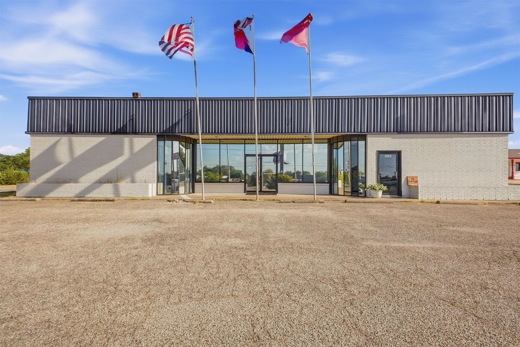 3405 E Highway 377, Granbury, TX 76049 — photo 2