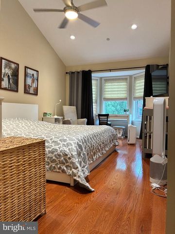 224 LOOKOUT PL, Wayne, PA 19087