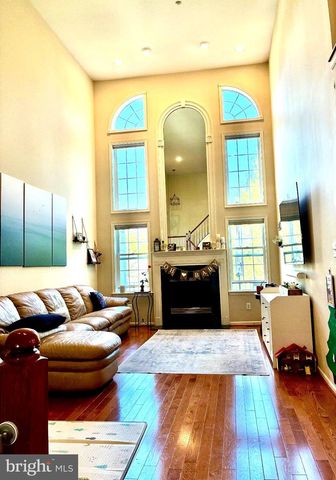 224 LOOKOUT PL, Wayne, PA 19087