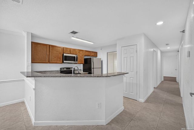 7323 Snowden Rd Apt 3206, San Antonio, TX 78240