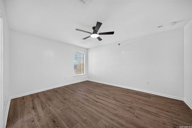 7323 Snowden Rd Apt 3206, San Antonio, TX 78240