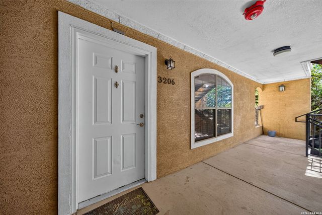 7323 Snowden Rd Apt 3206, San Antonio, TX 78240