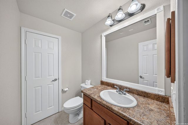 7323 Snowden Rd Apt 3206, San Antonio, TX 78240